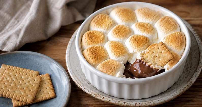 S’mores dip à l’airfryer : chocolat et guimauves en 5 min