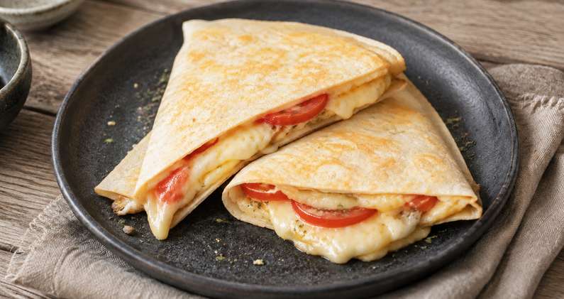 Wrap grillé au fromage fondu à l’airfryer en 5 min